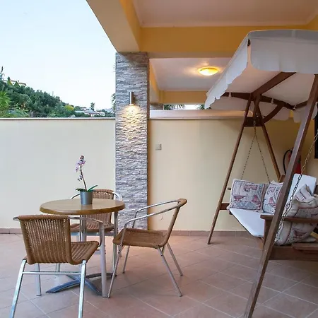 Azalea Apartmán Vasiliki