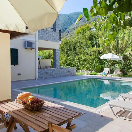 Apartment Azalea Vasiliki (Lefkada)